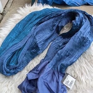 Women's Tarnish Nordstrom Chambray Blue Silk Scarf NWT